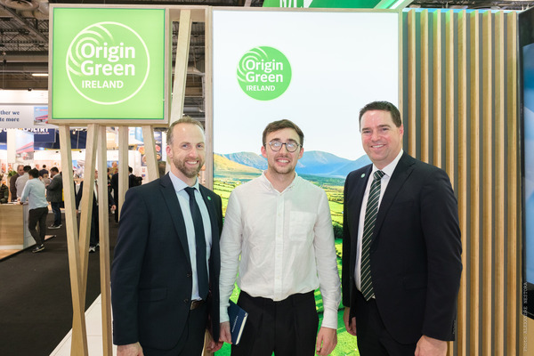 HANNON at SIAL 2024. Pictured (L-R): Ciarán Göbl, Agriculture Attaché, Embassy of Ireland, Fiontan Campbell HANNON Logistics SAS, and Martin Heydon, Minister of State at the Department of Agriculture, Food and the Marine