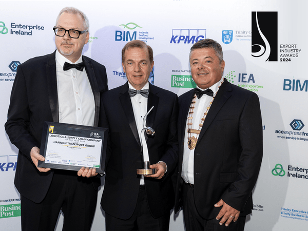 Accepting award on behalf of HANNON Transport Group: L-R: Steve Breen, Operations Director, Thyme IT with Simon McKeever, CEO of the IEA and Colin Dunne, President of the IEA & Joint Managing Director of International Warehousing & Transport (IWT).