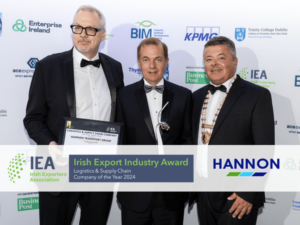 HANNON Transport accepting Irish Export Industry Award